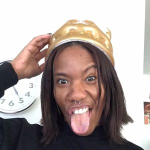 Meet your Posher, Robin